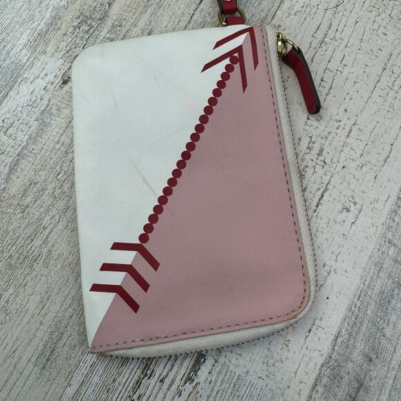 FOSSIL PINK WHITE LEATHER WRISTLET - Picture 2 of 7